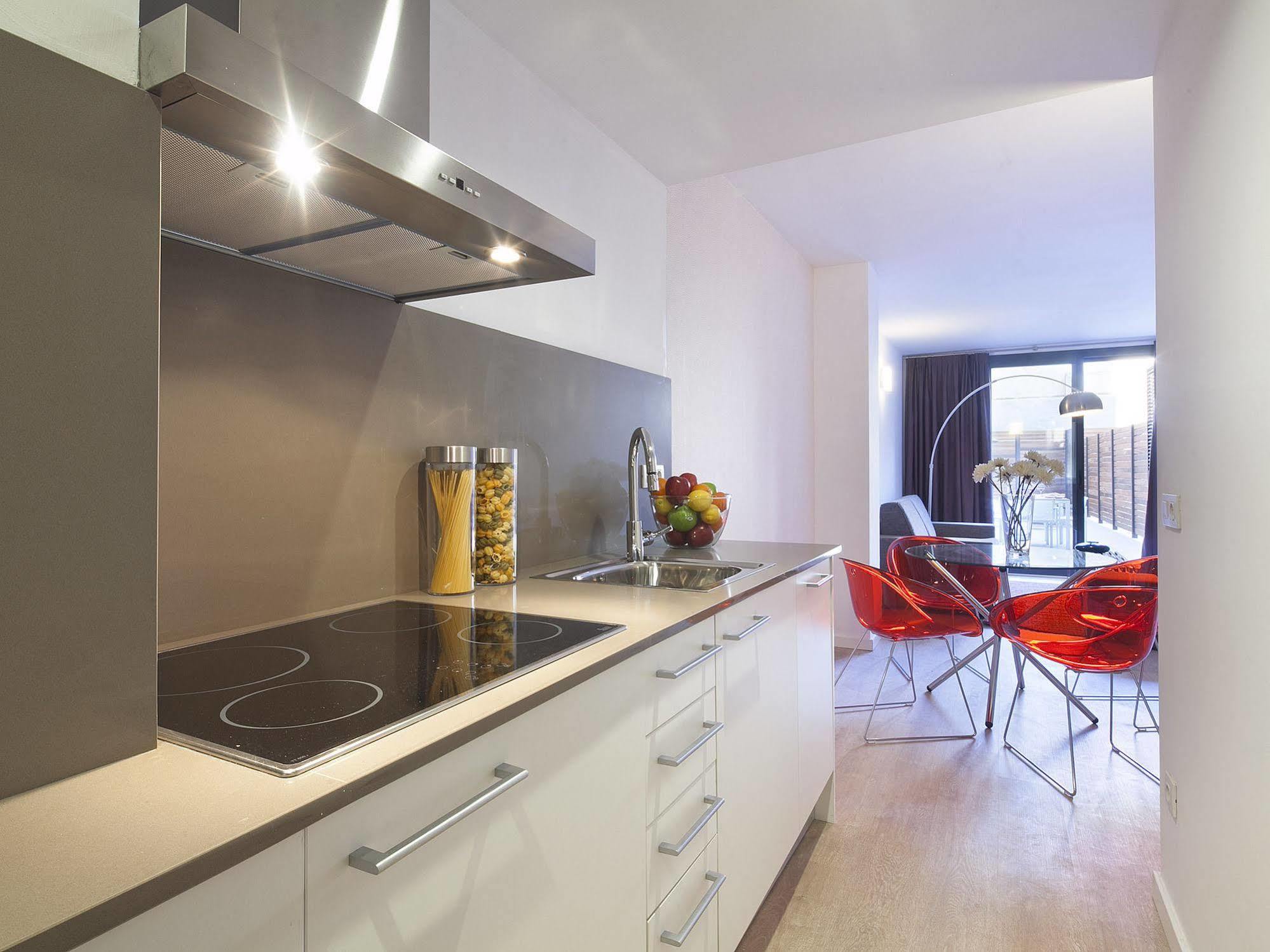 Sleep Eixample By Stay บาร์เซโลนา ภายนอก รูปภาพ