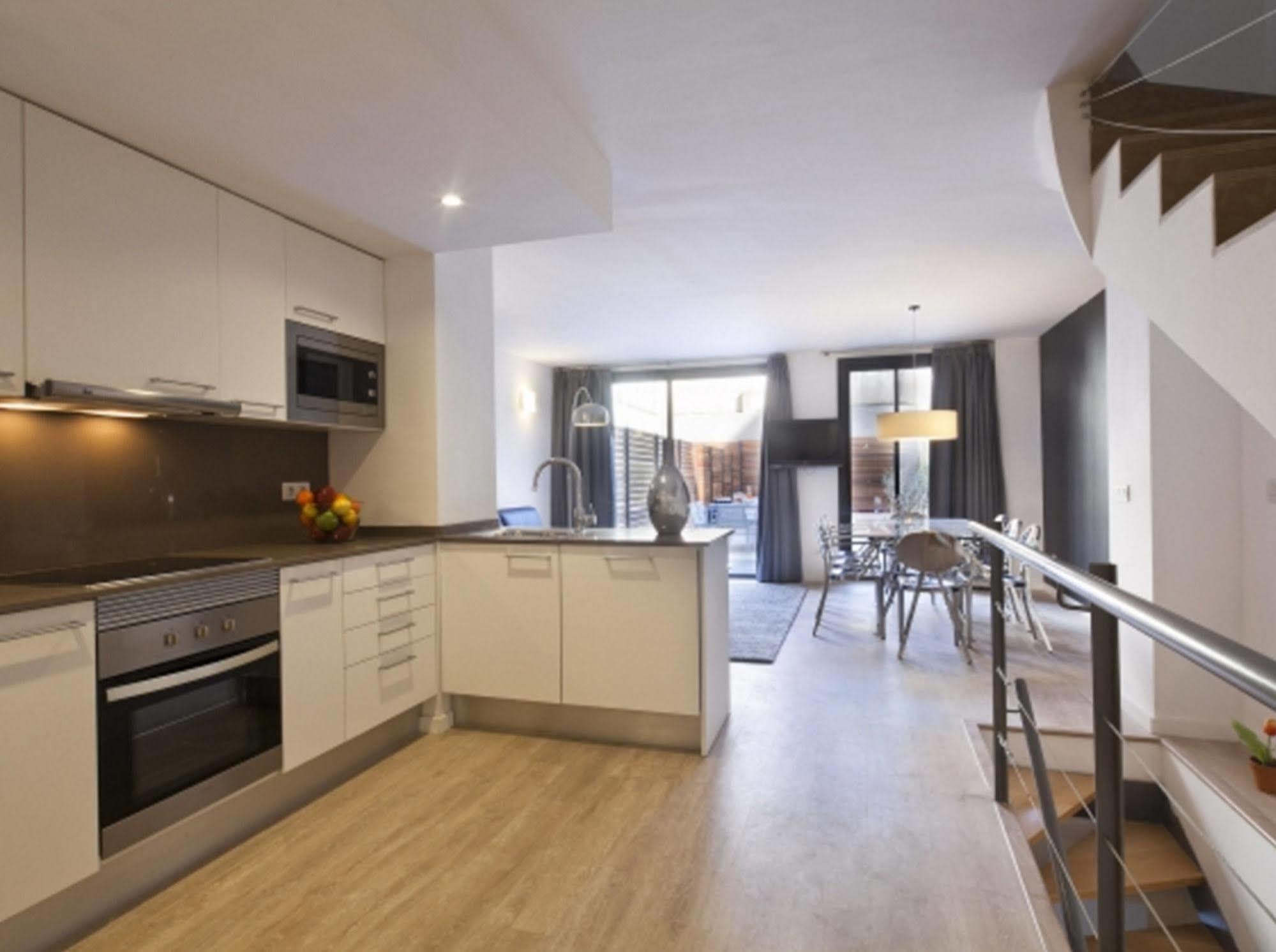 Sleep Eixample By Stay บาร์เซโลนา ภายนอก รูปภาพ